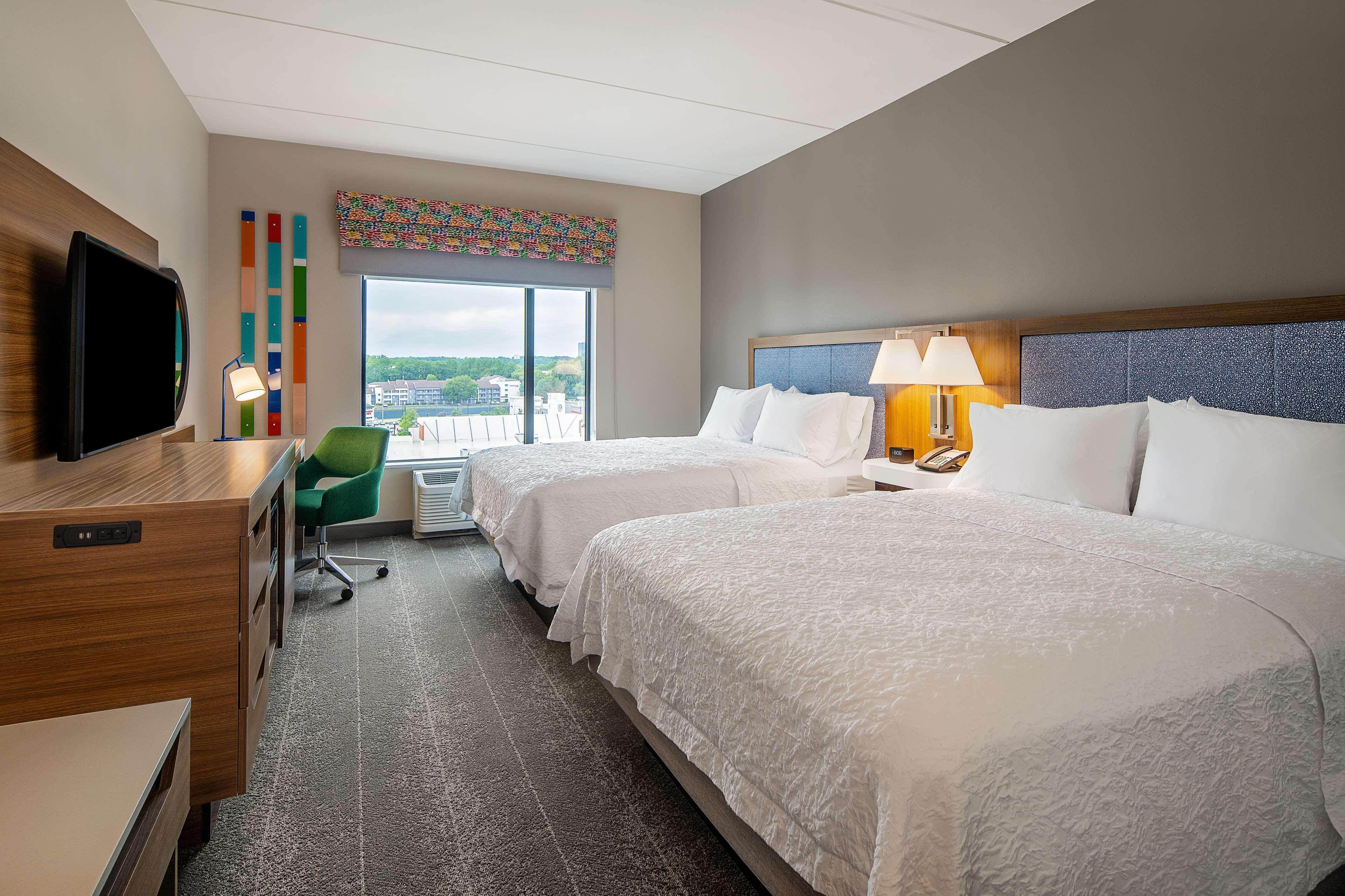Hampton Inn & Suites Raleigh Midtown, Nc Екстер'єр фото