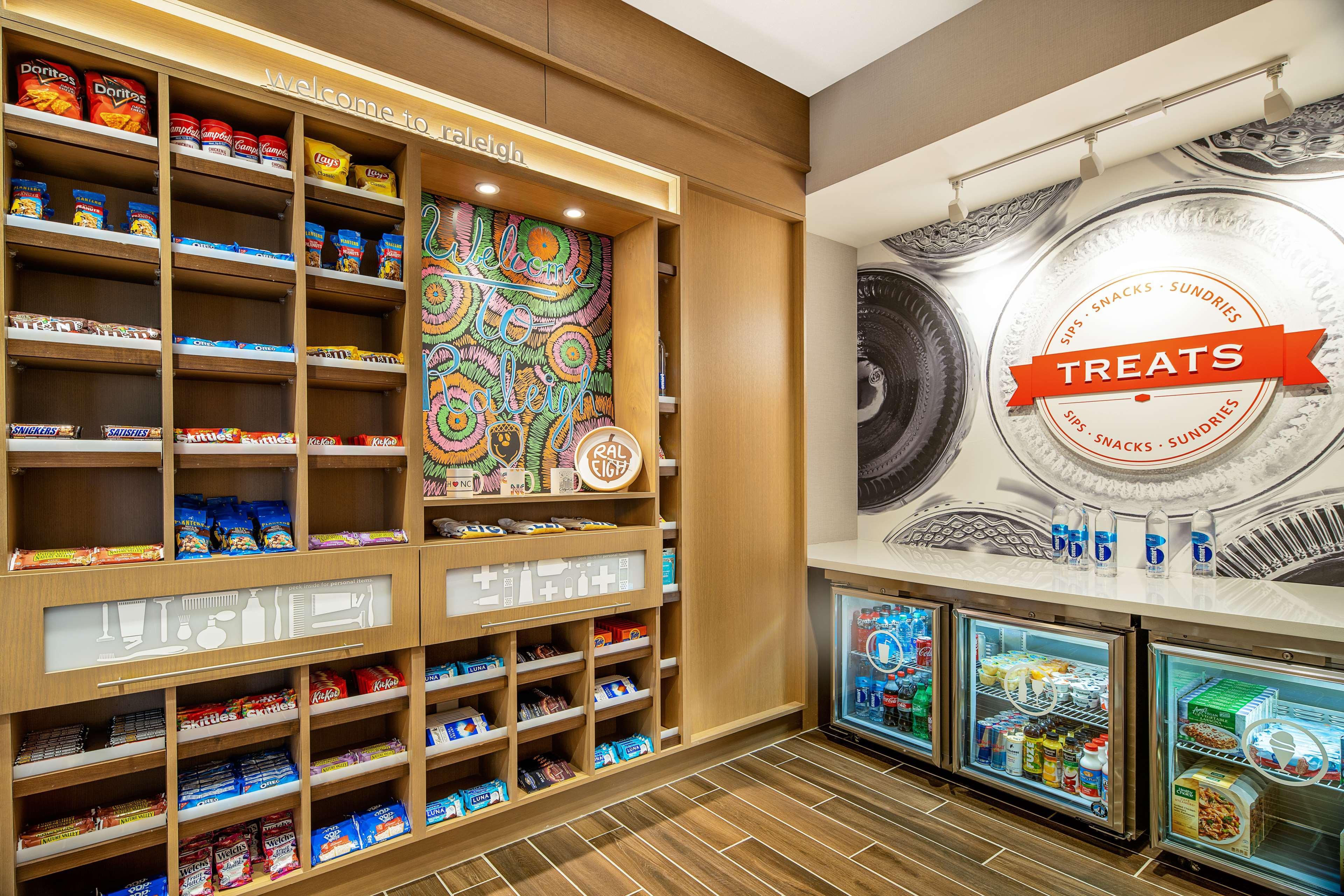 Hampton Inn & Suites Raleigh Midtown, Nc Екстер'єр фото
