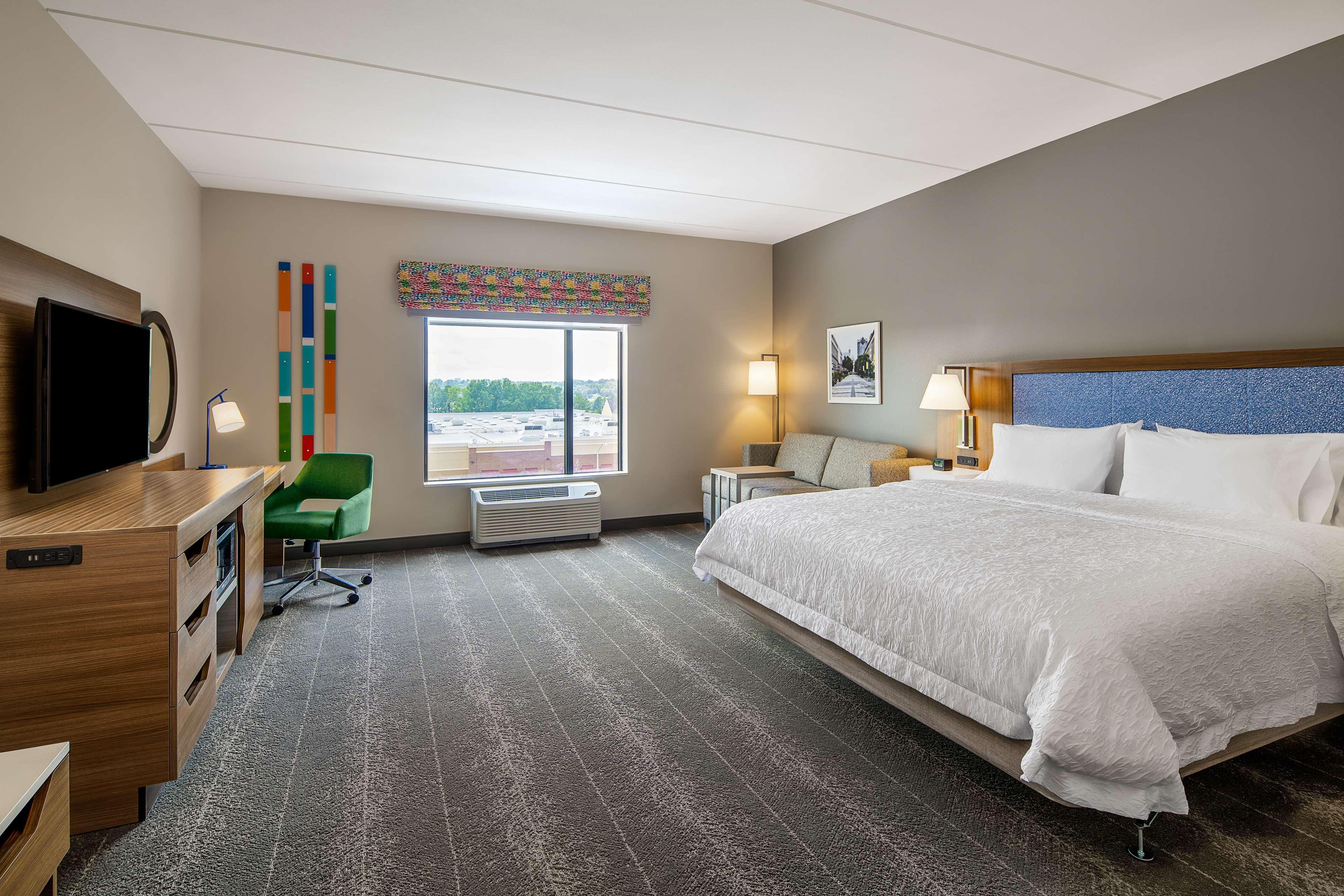 Hampton Inn & Suites Raleigh Midtown, Nc Екстер'єр фото