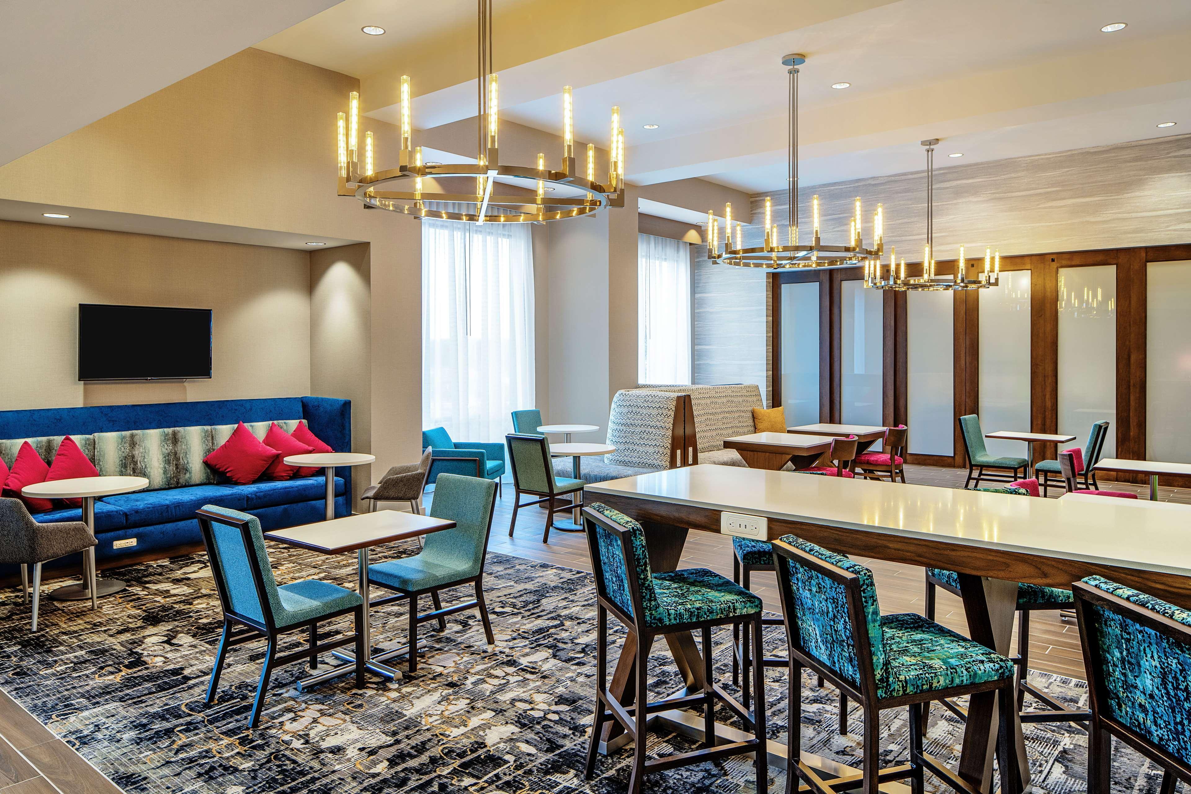 Hampton Inn & Suites Raleigh Midtown, Nc Екстер'єр фото