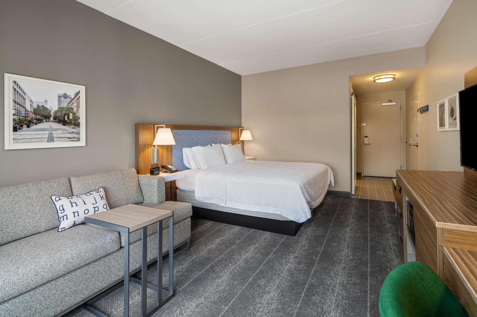 Hampton Inn & Suites Raleigh Midtown, Nc Екстер'єр фото