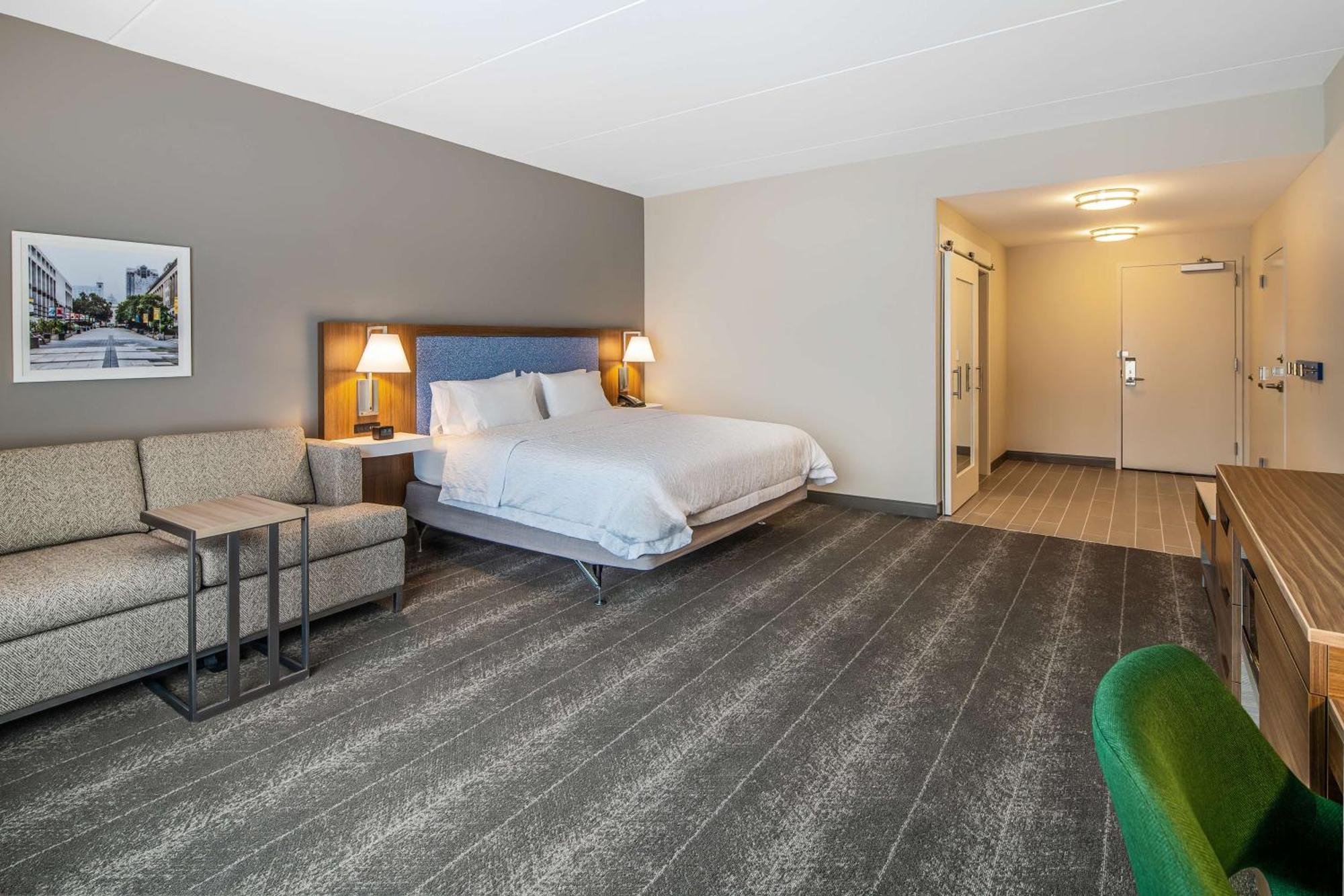 Hampton Inn & Suites Raleigh Midtown, Nc Екстер'єр фото